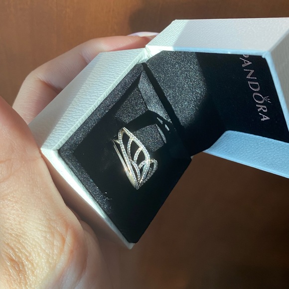Pandora Butterfly ring size 48 - Picture 2 of 3